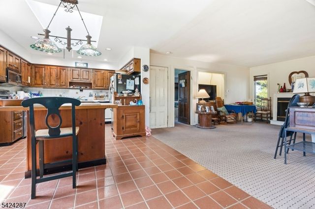 102 S Franklin St, Lambertville City, NJ 08530