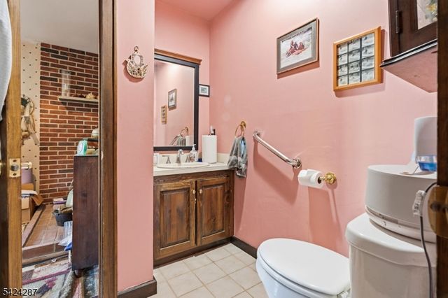 102 S Franklin St, Lambertville City, NJ 08530