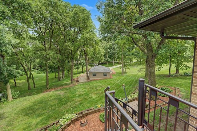 2349 Lake View Drive, Ames, IA 50010