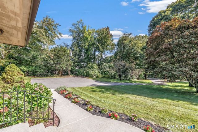 10 Lombard Drive, Prospect, CT 06712