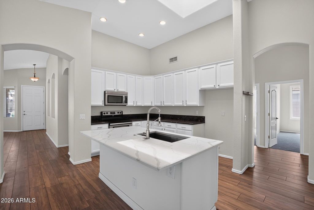 20808 N 70TH Drive, Glendale, AZ 85308 — photo 5