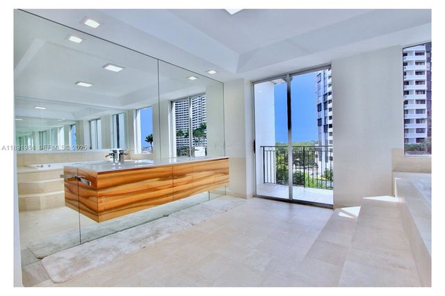 3500 Island Boulevard DPH01, Aventura, FL 33160