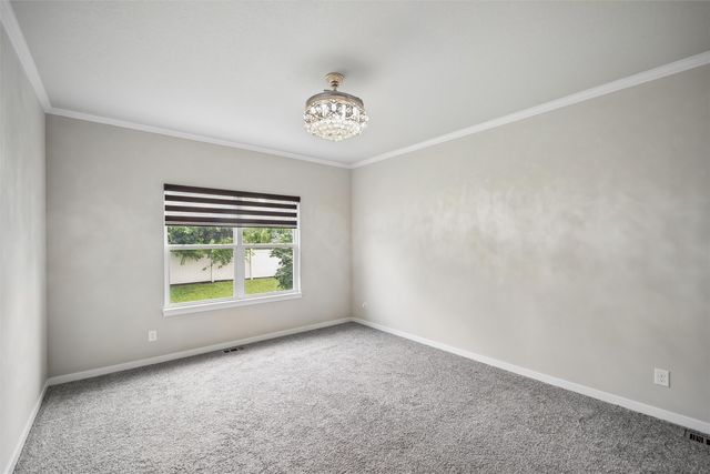 2521 NW Woodbury Drive, Ankeny, IA 50023