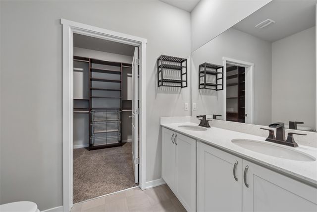2521 NW Woodbury Drive, Ankeny, IA 50023