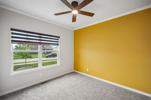 2521 NW Woodbury Drive, Ankeny, IA 50023