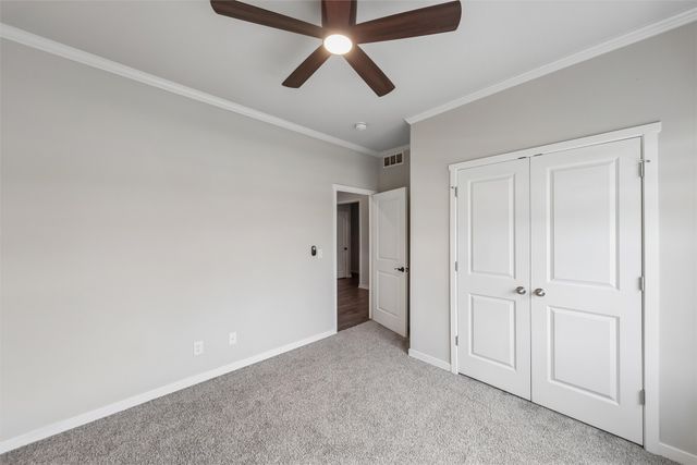 2521 NW Woodbury Drive, Ankeny, IA 50023