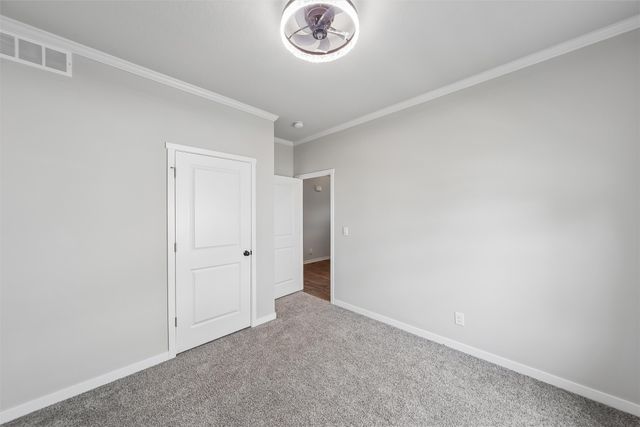 2521 NW Woodbury Drive, Ankeny, IA 50023