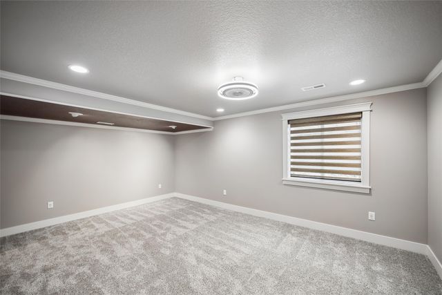 2521 NW Woodbury Drive, Ankeny, IA 50023