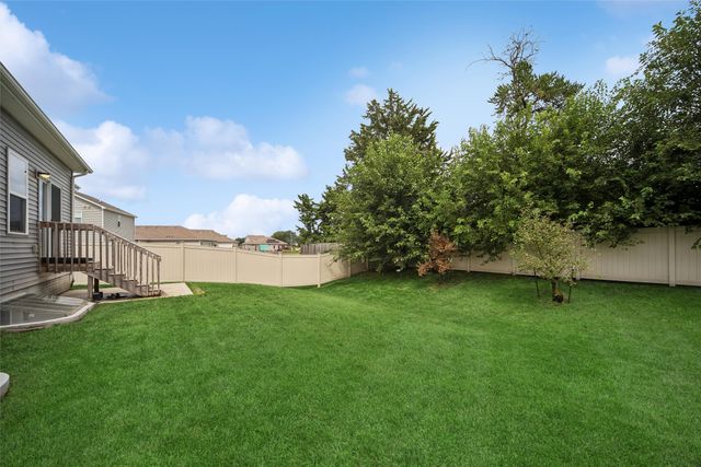 2521 NW Woodbury Drive, Ankeny, IA 50023