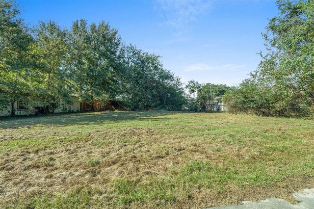 2919 General Mitchell Drive, Lake Charles, LA 70615