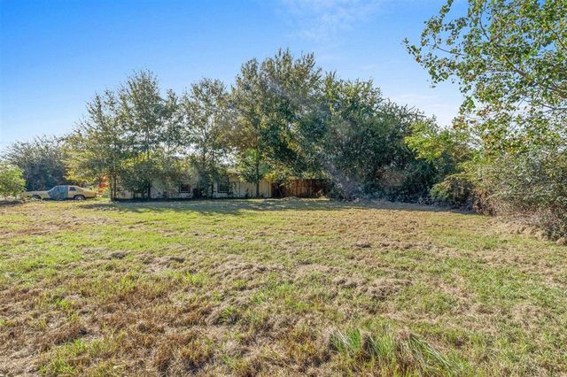 2919 General Mitchell Drive, Lake Charles, LA 70615