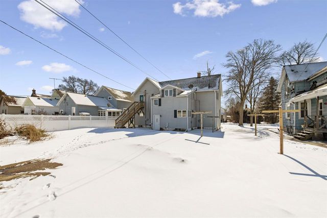 1120 ELIZABETH AVENUE, Marinette, WI 54143