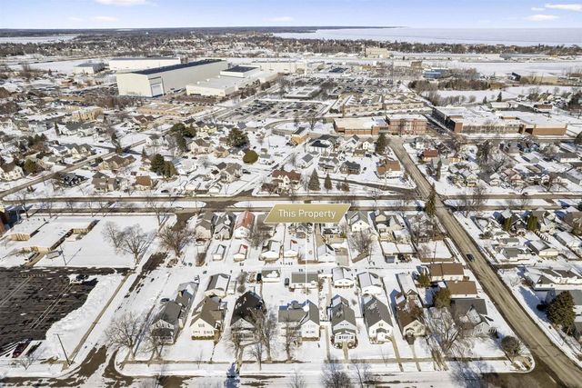 1120 ELIZABETH AVENUE, Marinette, WI 54143