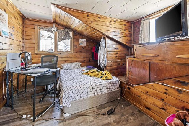 1120 ELIZABETH AVENUE, Marinette, WI 54143