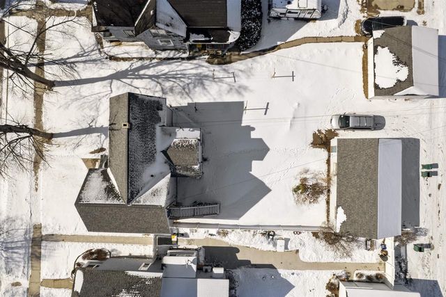 1120 ELIZABETH AVENUE, Marinette, WI 54143