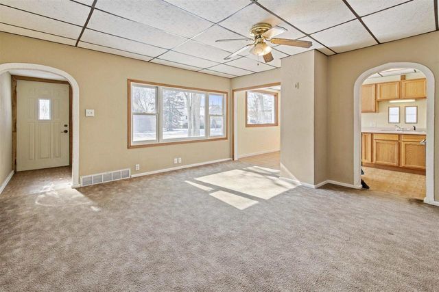 1120 ELIZABETH AVENUE, Marinette, WI 54143