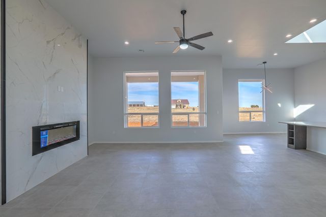 29 Kailey Loop, Edgewood, NM 87015