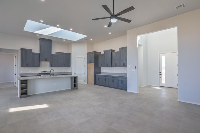 29 Kailey Loop, Edgewood, NM 87015