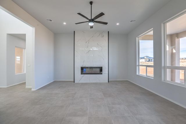 29 Kailey Loop, Edgewood, NM 87015