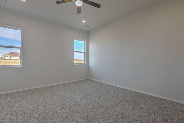 29 Kailey Loop, Edgewood, NM 87015