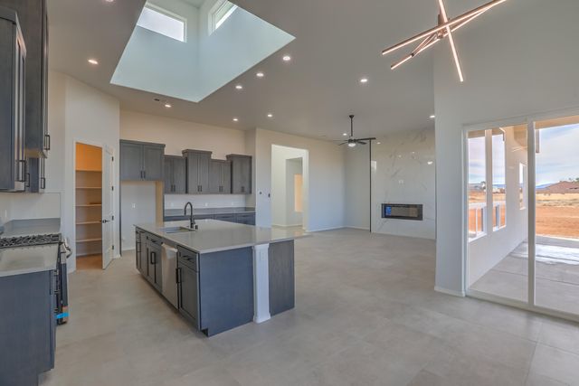 29 Kailey Loop, Edgewood, NM 87015