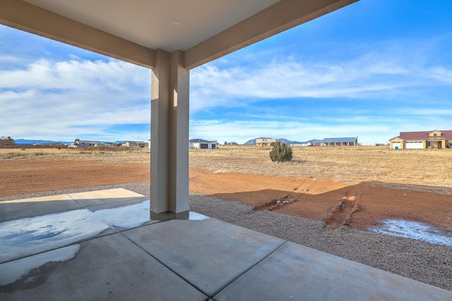29 Kailey Loop, Edgewood, NM 87015