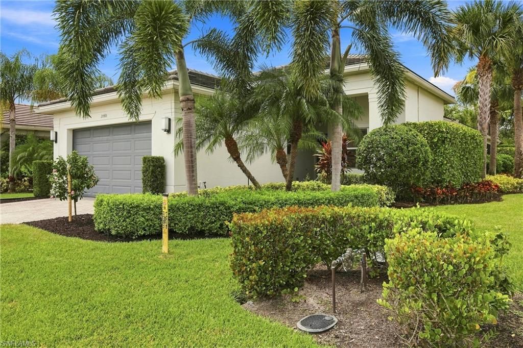 28410 Capraia DR, BONITA SPRINGS, FL 34135 — exterior