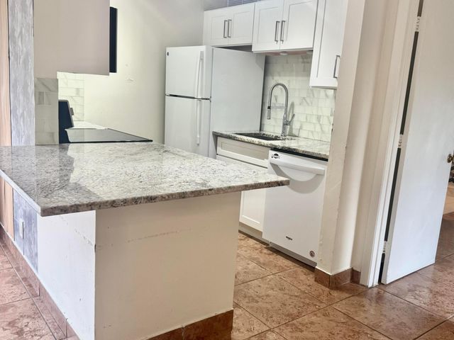 21 Crossings Circle C, Boynton Beach, FL 33435