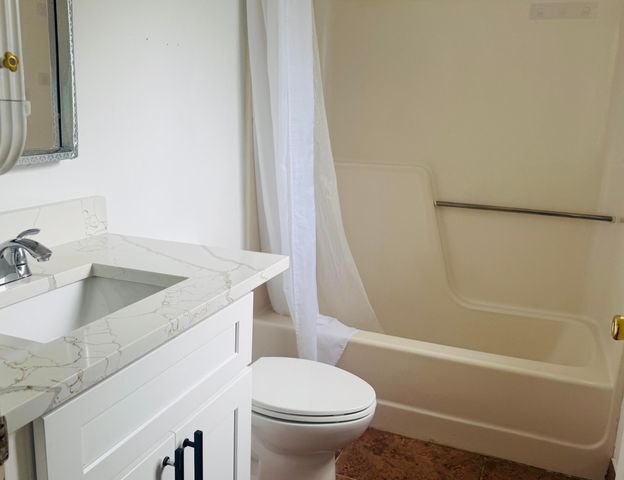 21 Crossings Circle C, Boynton Beach, FL 33435