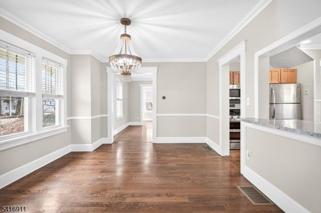 645 Kimball Ave, Westfield Town, NJ 07090