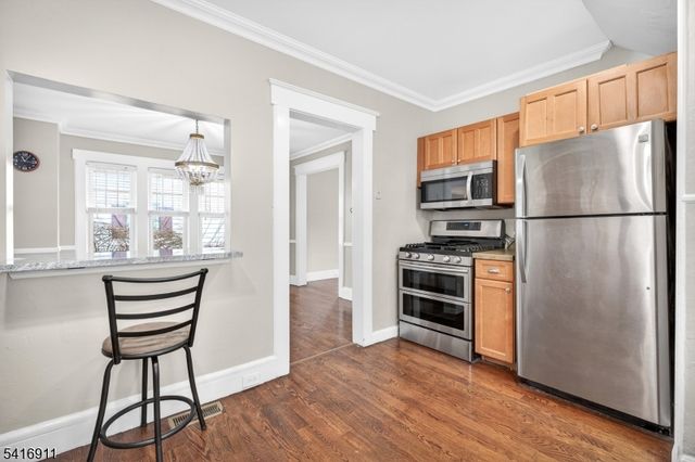 645 Kimball Ave, Westfield Town, NJ 07090