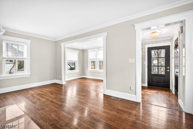 645 Kimball Ave, Westfield Town, NJ 07090