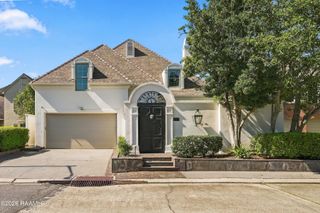 301 Oakleaf Drive, Lafayette, LA 70503