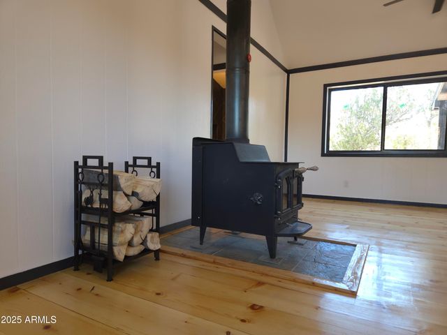 3326 HOMESTEAD Drive, Overgaard, AZ 85933