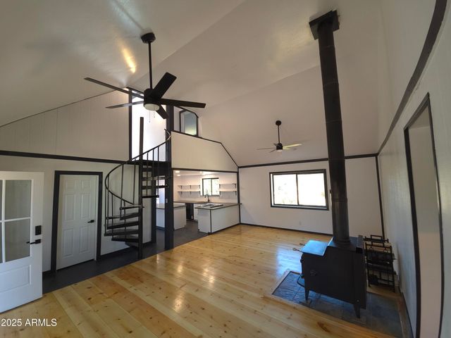 3326 HOMESTEAD Drive, Overgaard, AZ 85933