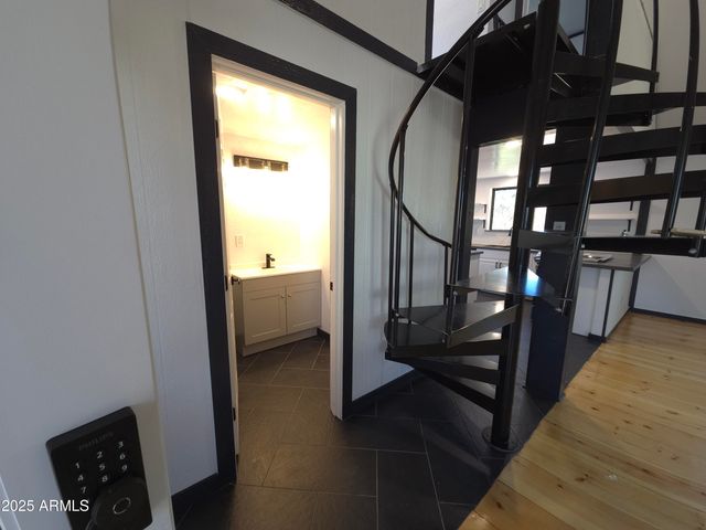 3326 HOMESTEAD Drive, Overgaard, AZ 85933