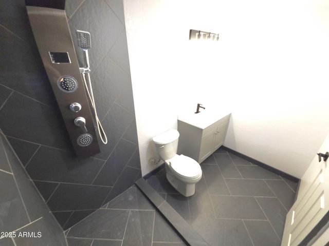 3326 HOMESTEAD Drive, Overgaard, AZ 85933