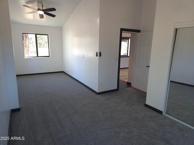 3326 HOMESTEAD Drive, Overgaard, AZ 85933