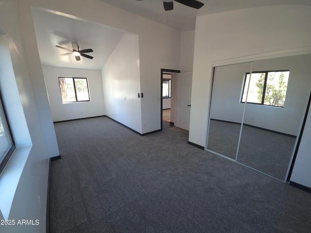 3326 HOMESTEAD Drive, Overgaard, AZ 85933