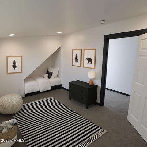 3326 HOMESTEAD Drive, Overgaard, AZ 85933