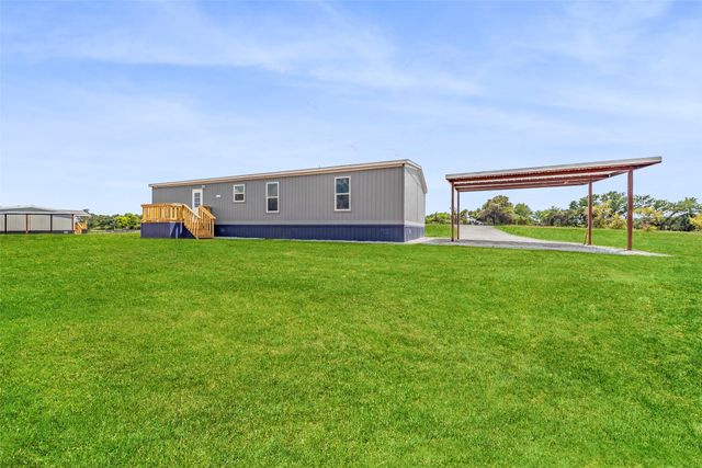 4670 Lonestar Road, Poolville, TX 76487