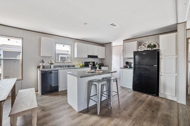 4670 Lonestar Road, Poolville, TX 76487