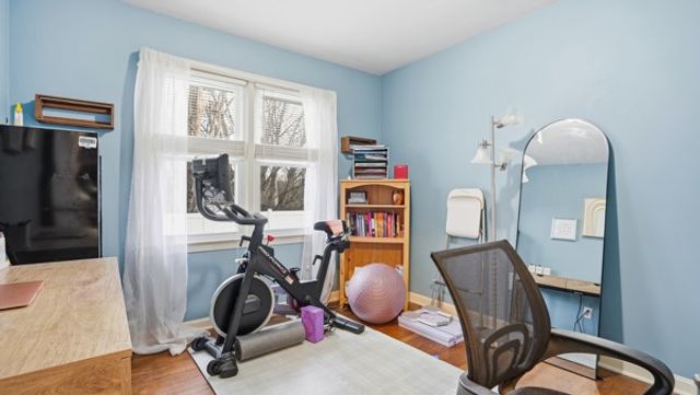 908 Aetna Dr, Ellwood City, PA 16117