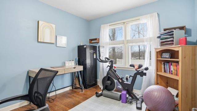 908 Aetna Dr, Ellwood City, PA 16117