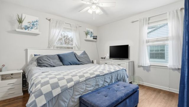 908 Aetna Dr, Ellwood City, PA 16117