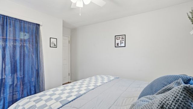 908 Aetna Dr, Ellwood City, PA 16117