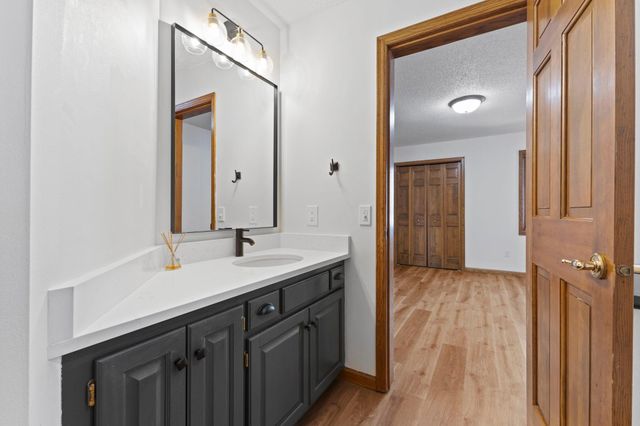 5619 Dunlap Avenue N, Shoreview, MN 55126