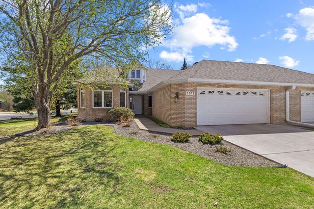 5619 Dunlap Avenue N, Shoreview, MN 55126