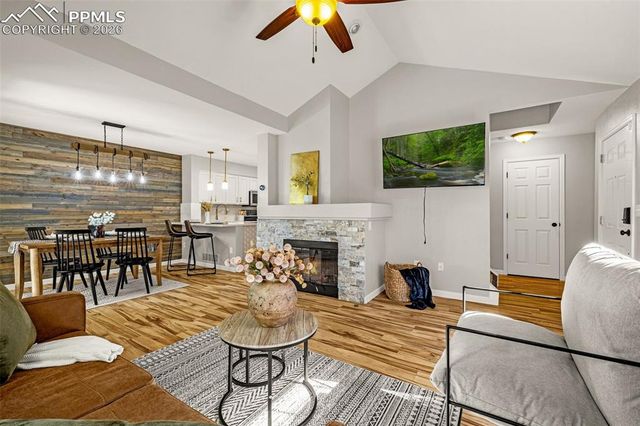 1089 W 112th Avenue D, Denver, CO 80234