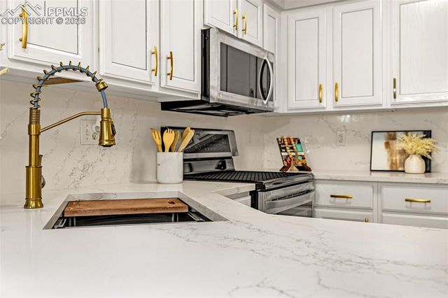 1089 W 112th Avenue D, Denver, CO 80234